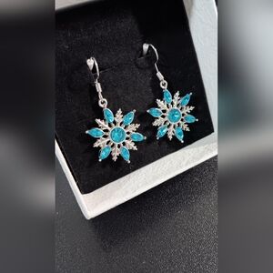 Snowflake Earrings (New)